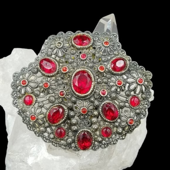 Vintage New England Glassworks Red Rhinestone Dress Clip - Picture 1 of 5